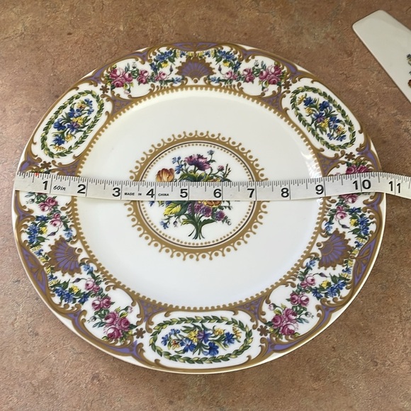 Collector’s🚨🚨 - Picture 2 of 9